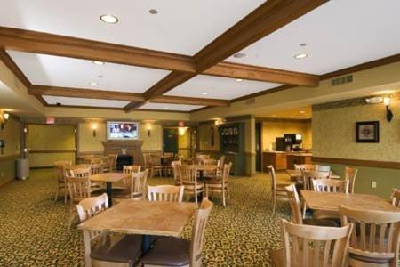 Country Inn & Suites By Radisson, Sycamore, Il Restoran fotoğraf